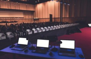 Read more about the article Manfaat Sewa Komputer untuk Event