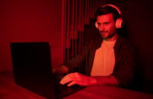 Read more about the article Tips Memilih Laptop Gaming 2024: Panduan Lengkap untuk Gamer